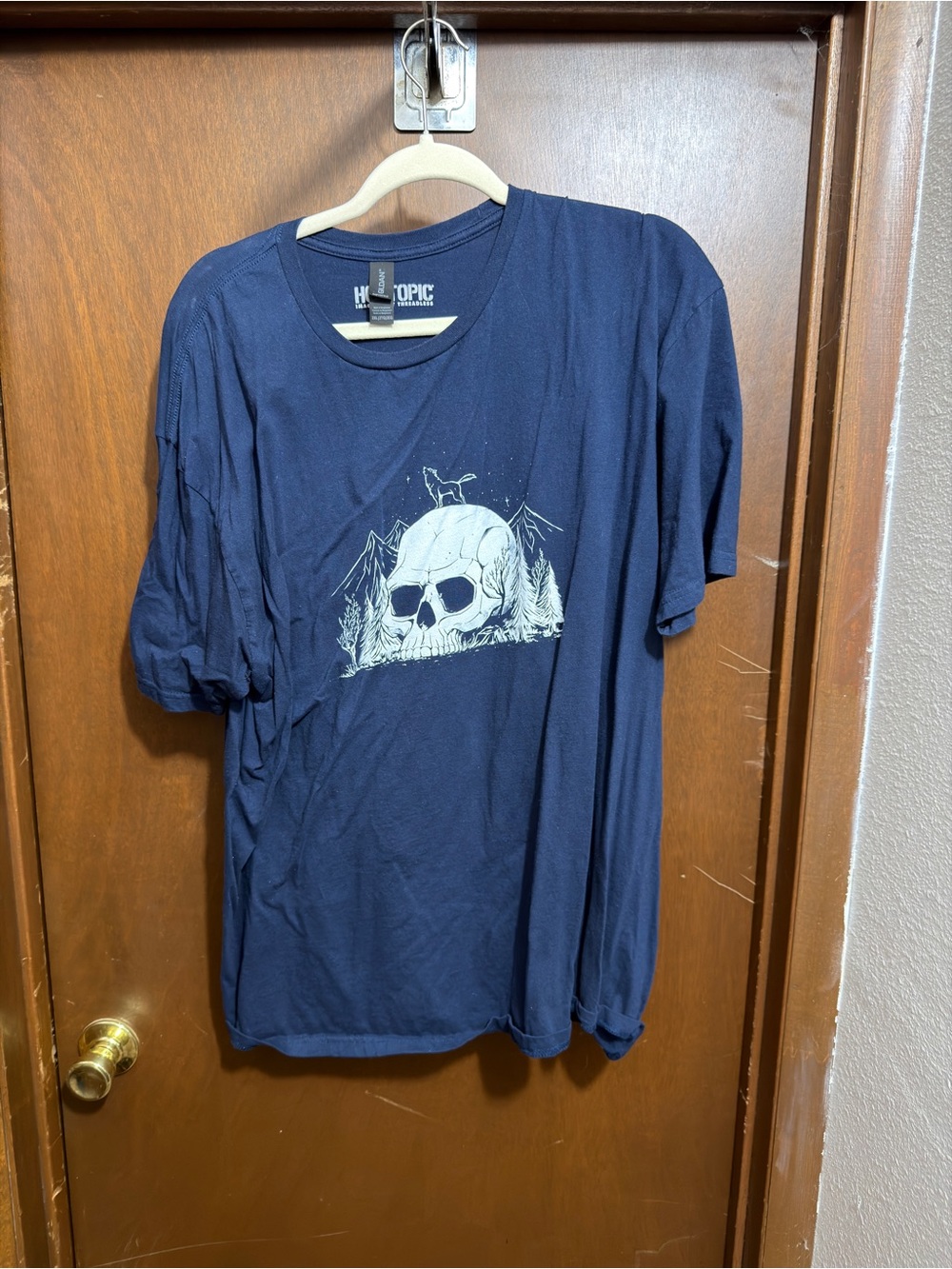 Hot Topic Navy Blue Graphic Skull Tee Size XXL